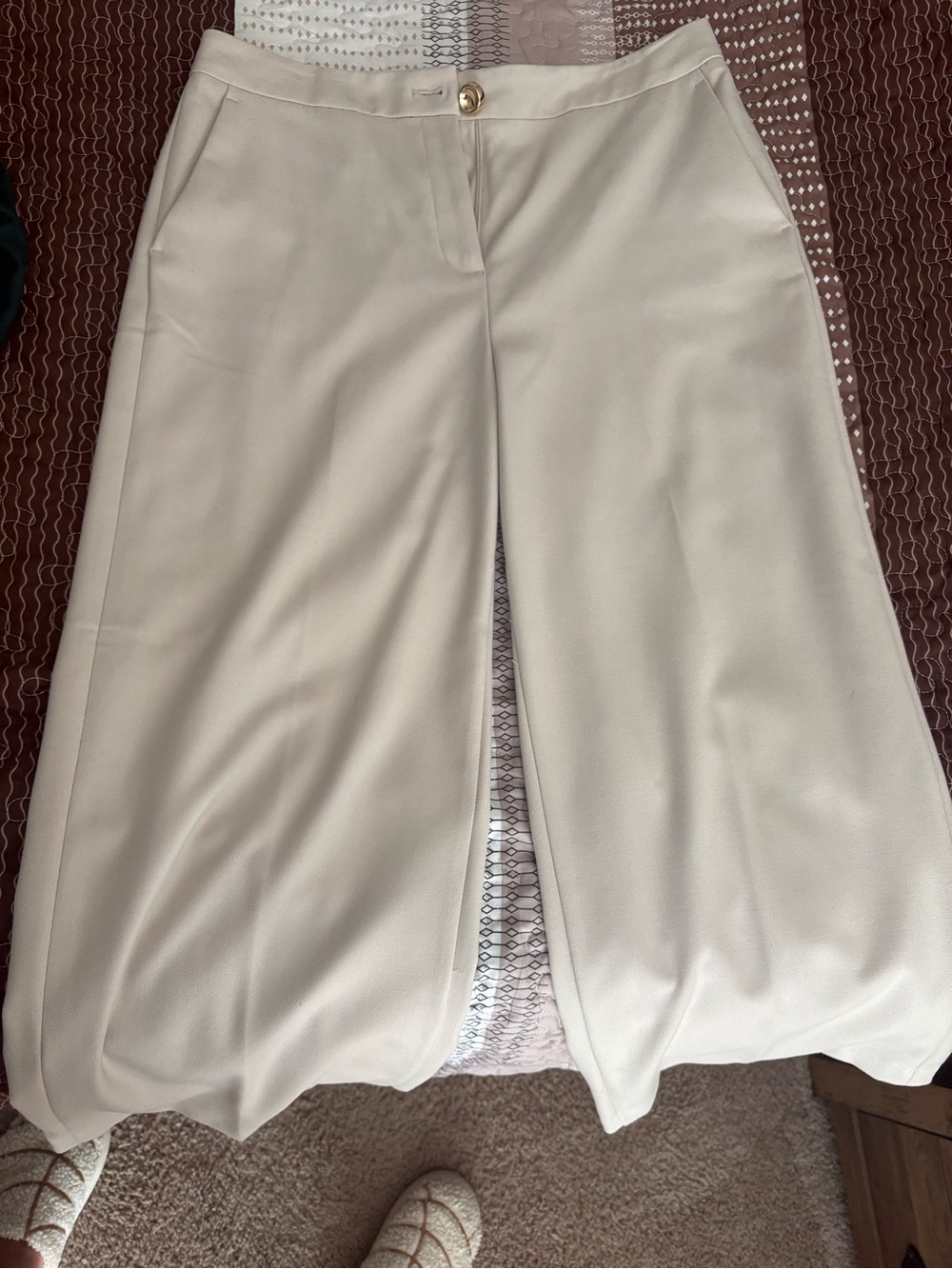 Zara Cream Cropped Tailored Trousers - Picture 3 of 3